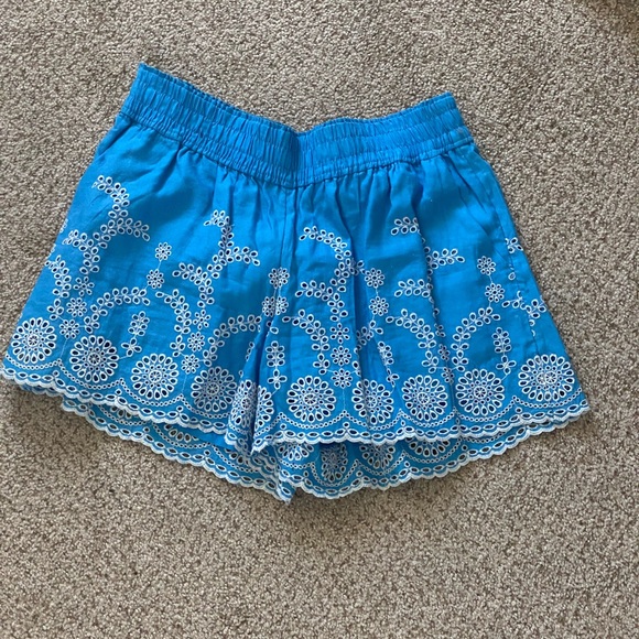 Blue and white elevator waist pull on short - Picture 2 of 3